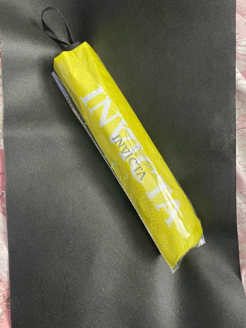 Invicta umbrella